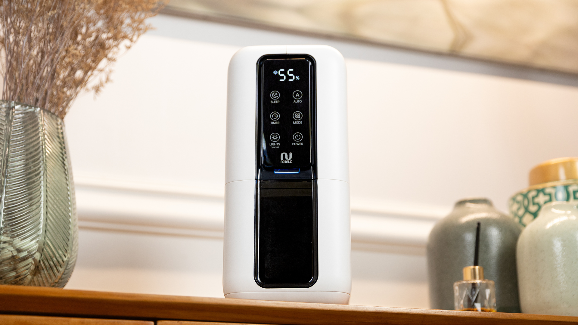 3-Alasan-Kenapa-Kamu-Perlu-Notale-2in1-Dehumidifier-Velmo